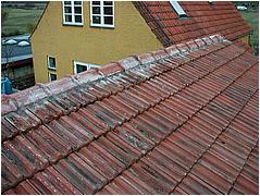 Hele rygningen er muret fast