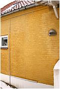 Ledningen fra huset der leverer st�rm til carporten